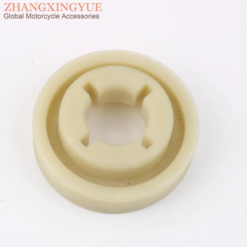 

2-stroke Oil Pump Gear for Beta Ark 50 Eikon 50 LC BS4C00 BS5000 Scooter