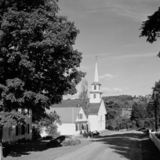 USA  Vermont  Waterford  Main Street  Congregational Church and Library Poster Print (18 x 24)
