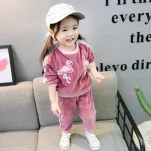 

Susi&Rita 2018 Velvet Baby Girl Clothes Set Cute Flamingo Embroidery Sweatshirt+Pant Autumn Casual Long Sleeve Children Clothing