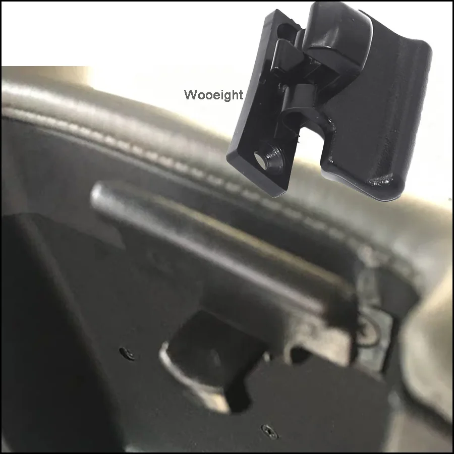 

Wooeight MR532555 Upper Armrest Box Lock Cover Switch Snaps For Mitsubishi Pajero V73 V75 V77 V93 V97 Car Accessories
