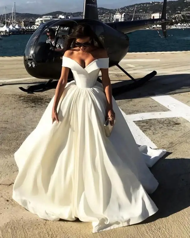 Новые Великолепные Длинные свадебное платье 2019 v-образным вырезом Кепки рукавом Часовня Поезд атласная свадебное платье невесты платья