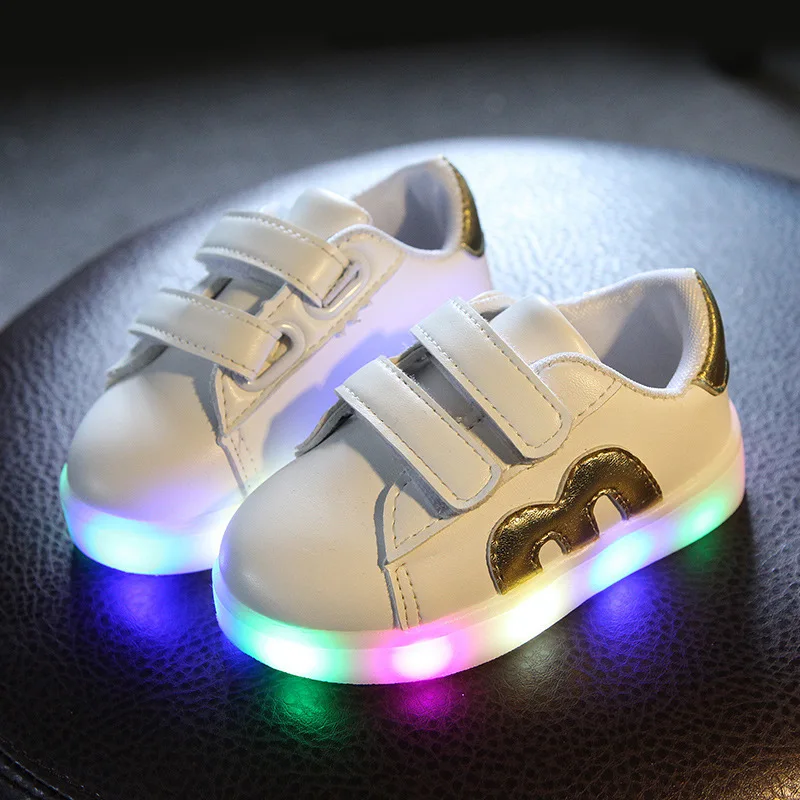 Kids Fashion Korean version alphabet board shoes boys and girls LED light casual shoes Toddler Running Sports shoes SH19059