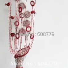 Красный цветочный торшер