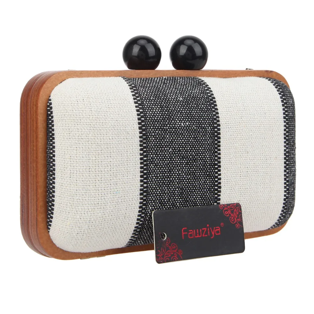 E1854-Fawziya-Owl clutch-White (3)