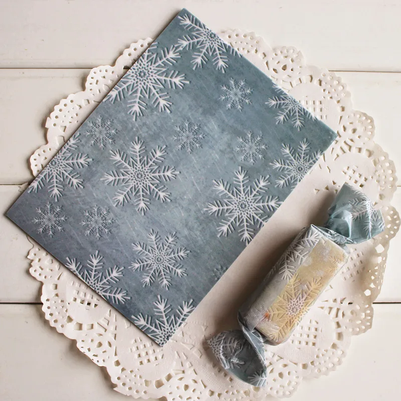limited 9*12CM 100pcs delicacy snowflake candy Paper for food sweet