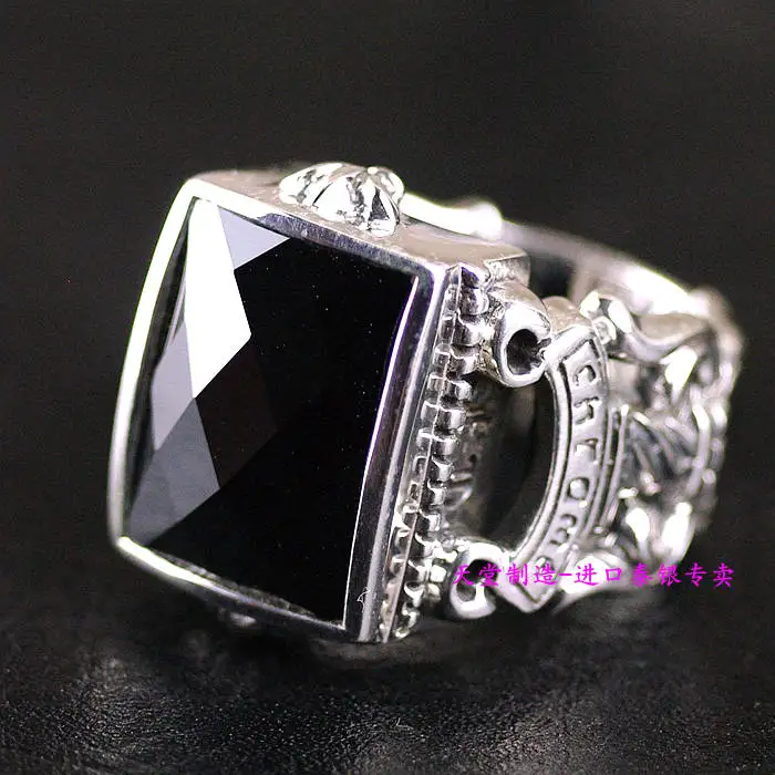 

Thailand imports, atmospheric Crowley heart ring gem men silver ring section