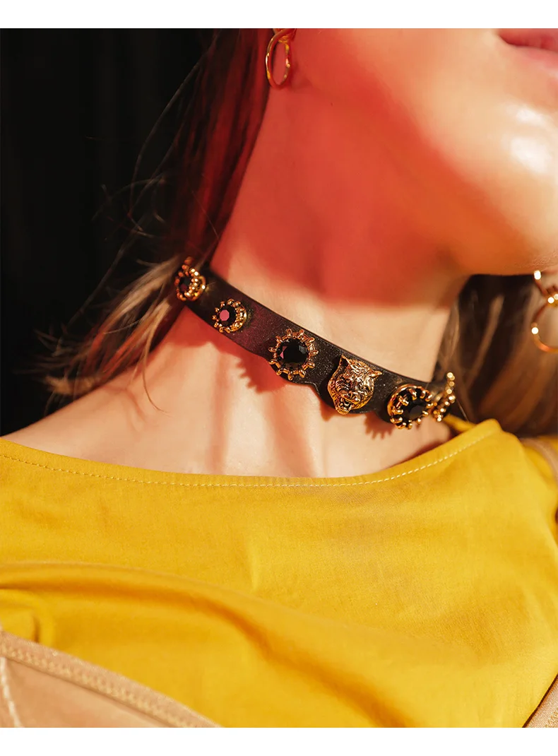 

2019 Sexy Leather Choker Necklace Women Harajuku Kawaii Silver Metal Fashion Turkish Jewelry Punk Gothic Necklace For Girls