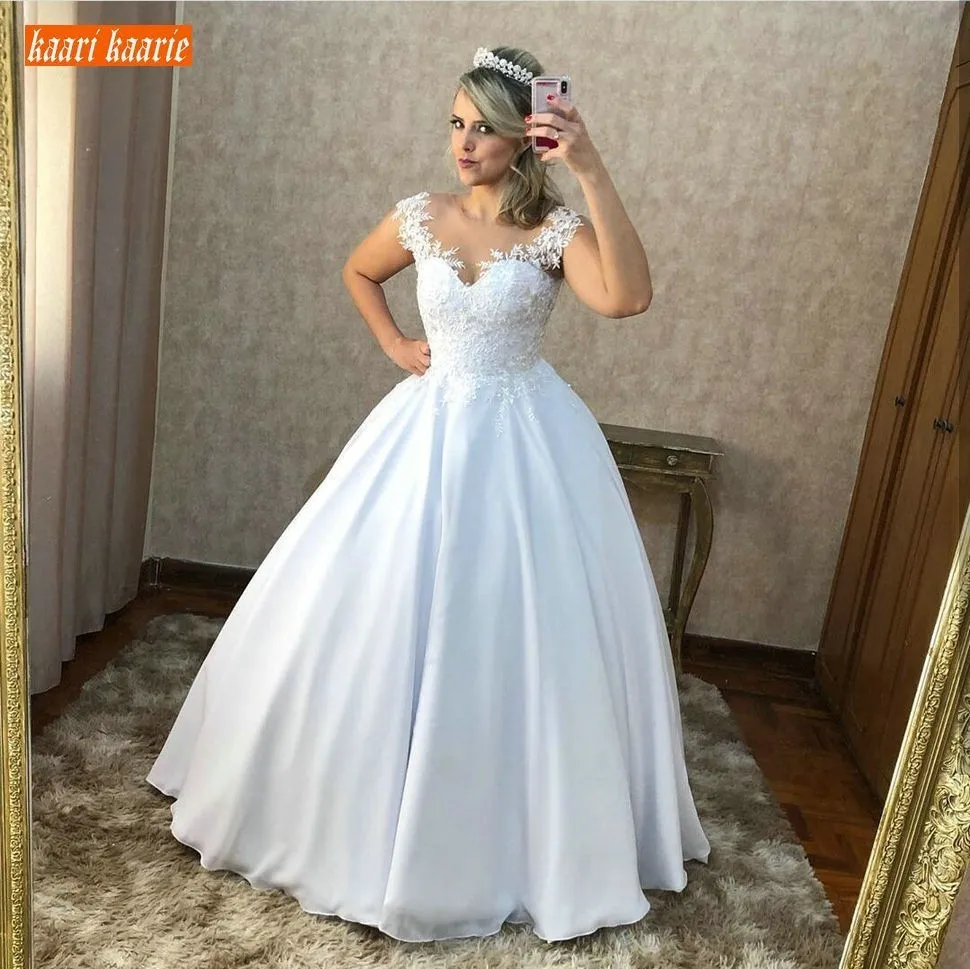 

Sumptuous Boho White Organza Sleeveless Wedding Gowns Sweetheart Appliques Lace Wedding Dress On Sale Customized Bridal Dresses