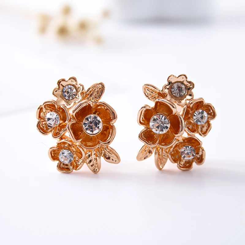 

Rose Gold Female Fashion Crystal Ear Clips Valentine's Day Gift Rose Clip Earrings without Earrings Jewelry