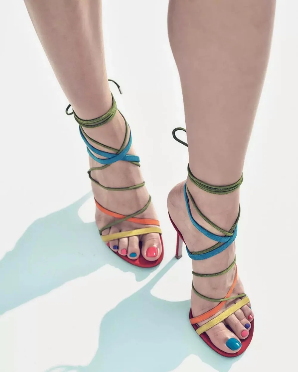 

New fashion sexy open toe woman sandal colorful string lace-up thin heels sandal summer cut-outs gladiator sandal