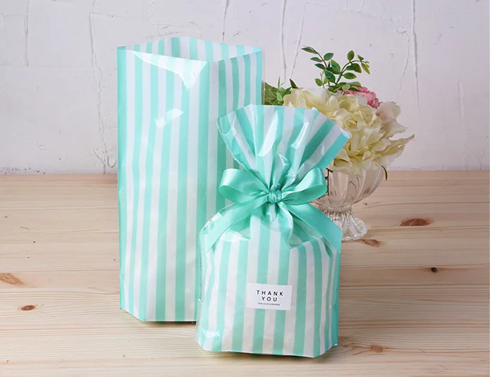 4493470100_846558049