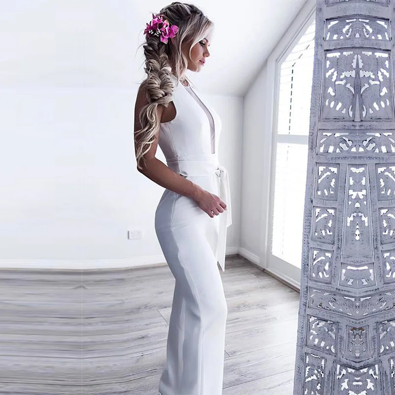 Комбинезон с V-образным вырезом без рукавов | Женская одежда