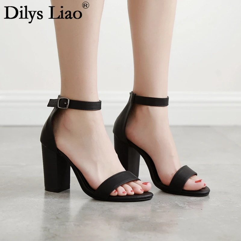 

2017 Summer Retro Concise Ankle Strap Female Shoes Cover Heels All-match Sandals Square Heels Comfortable Narrow Band Shoes