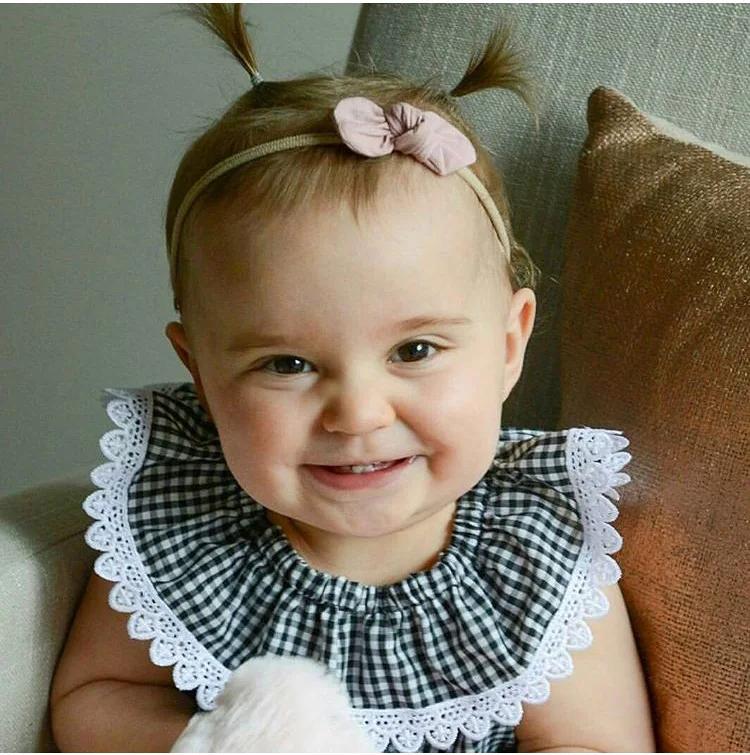 Moños de moda para niña sale