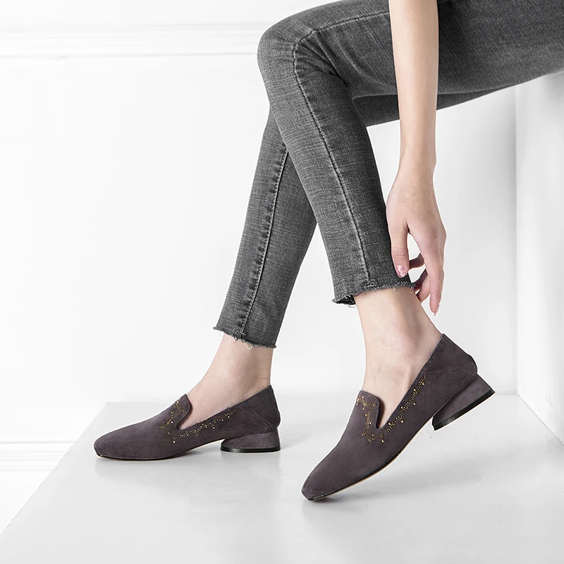 

SHEHUIMEI Brand Women Casual Shoes Square Toe Basic Oxford Shoes Women Flats Genuine Leather Slip on Crystal Loafers Big Size 43