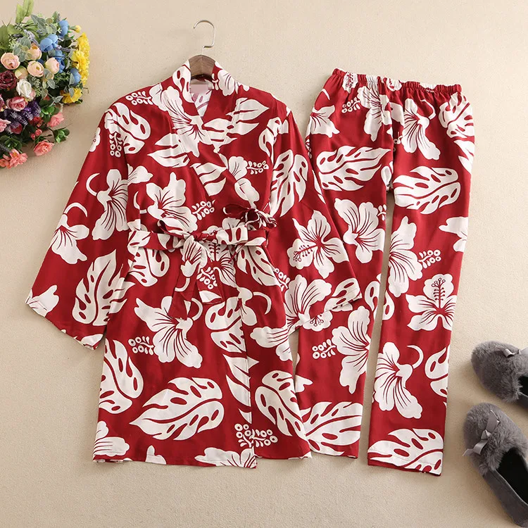 Осенние и зимние женские пижамы с длинным рукавом кимоно Сексуальные Печатные Брюки Свободный Комплект из трех частей женский слинг+ пальто+ брюки