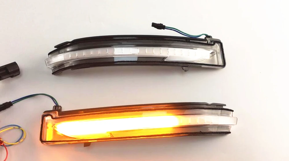 

LED Light Dynamic Turn Signal Side Mirror Blinker Indicator For Nissan Juke 2015 2016 2017 2018 F15 Facelift