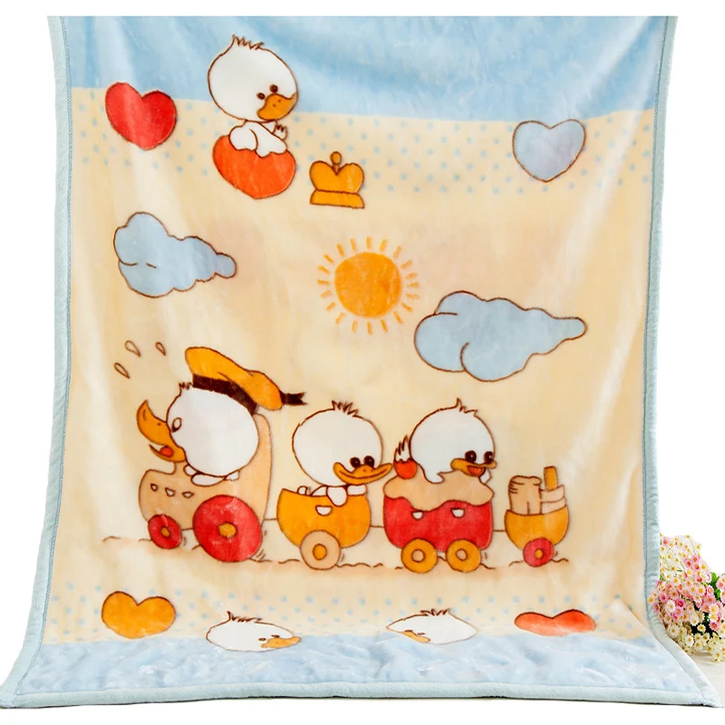 

2017 New Double Thicken Warm Baby Blanket Cute Soft Cartoon Duck Pattern Swaddling Quilt Newborns Baby Bedding Blanket 3 Sizes