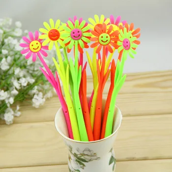 

12pcs / lot Smile flower silica gel pen creative pen pen black pen student office supplies 17g