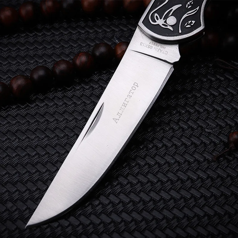 2018 New Free Shipping 7cr17mov Steel Tactical Folding Knife Survival Outdoor Camping Pocket Hunting Knives Multi-function Tools