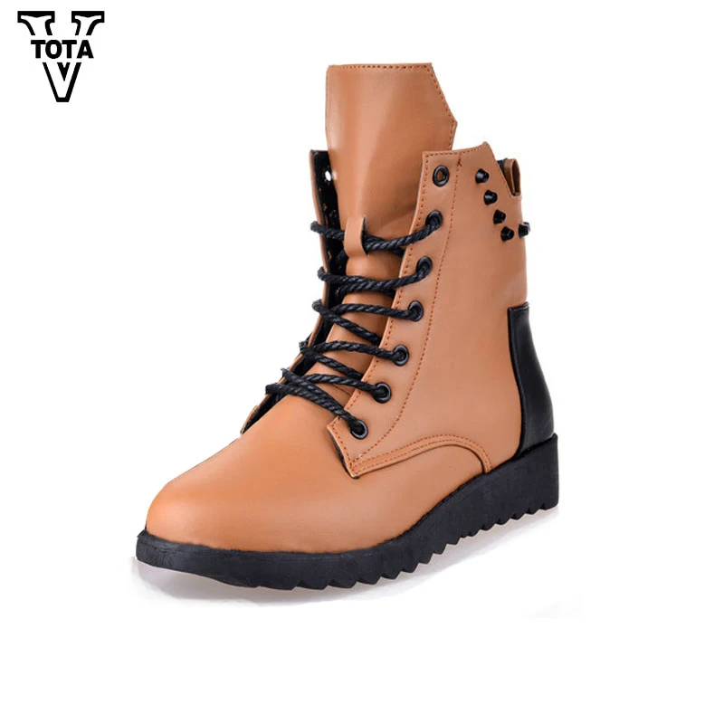 Vtota Модные Винтажные Женские ботинки Martin заклепки осень ботильоны на платформе; bota feminina; на низком каблуке основные загрузки женская обувь ...