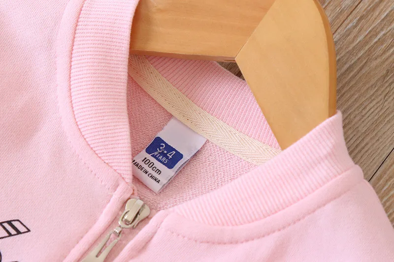 7873927490_773051456