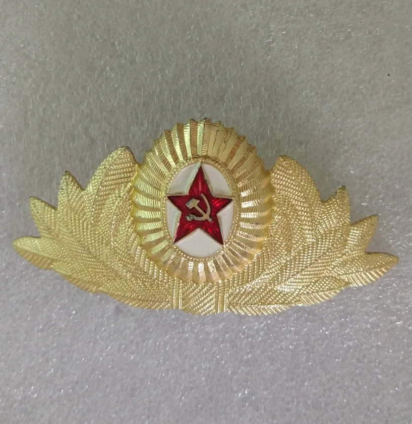 

Cap Badge Of ARMY AND Air force Soviet union USSR MEDAL