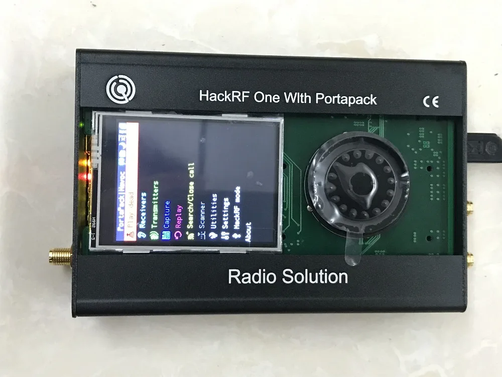 

2019 Latest Version PORTAPACK + HACKRF ONE 1MHz to 6GHz SDR Software Defined Radio + Metal Case + 0.5ppm TXCO +Touch LCD