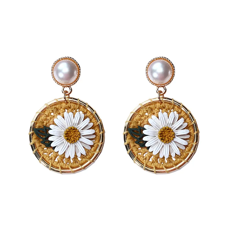 

DREJEW Cute Yellow White Crystal Flower Statement Earrings 2019 Fashion 925 Alloy Drop Earrings for Women Wedding Jewelry HE536