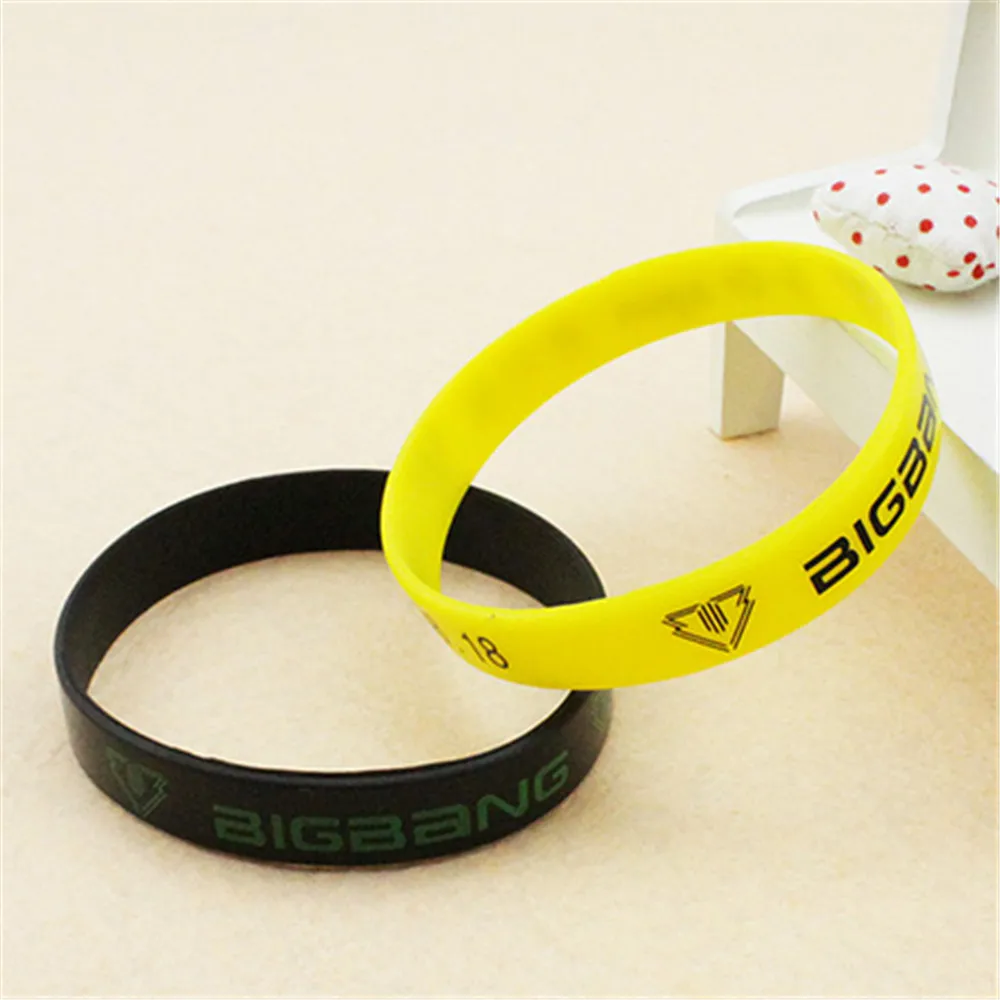 

Wholesale KPOP Bigbang GD Logo G-Dragon jelly Men or Women bracelet Y2304