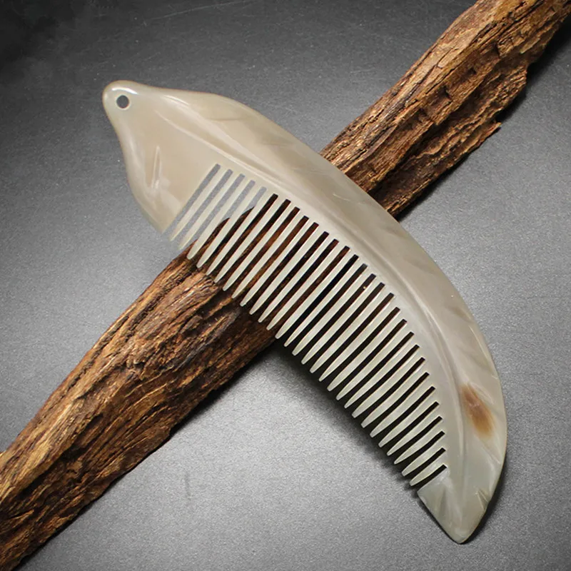 

2019 Natural white yak horn comb, leaf combed with natural shape, high quality hand-made comb