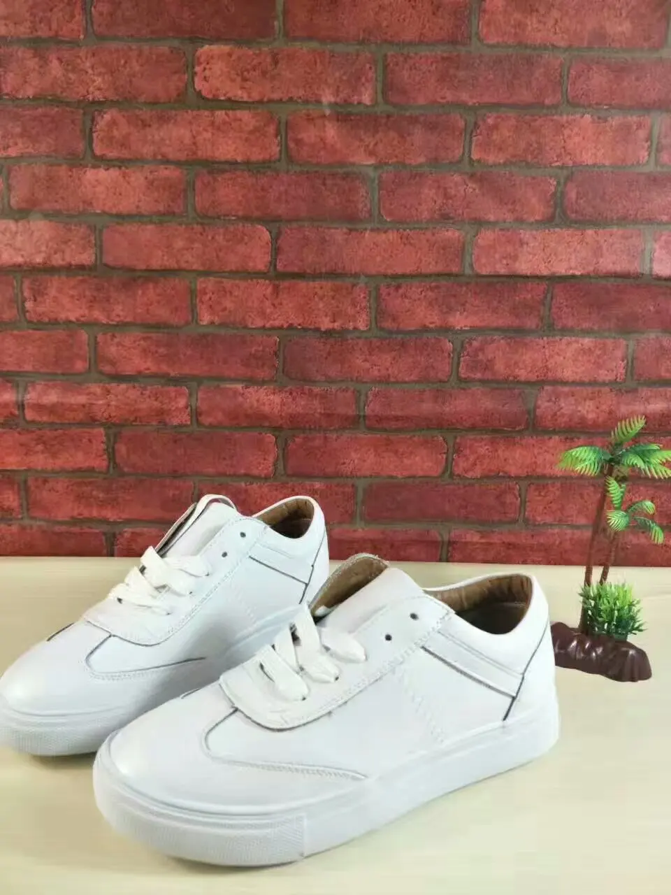 casual shoes for girls with price