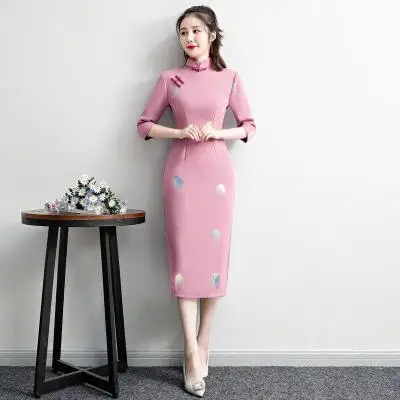 Зимние женские шерстяные тонкие Cheongsam 4 цвета китайские винтажные Qipao элегантные женские повседневные платья Мандарин Воротник Vestidos - Цвет: Розовый