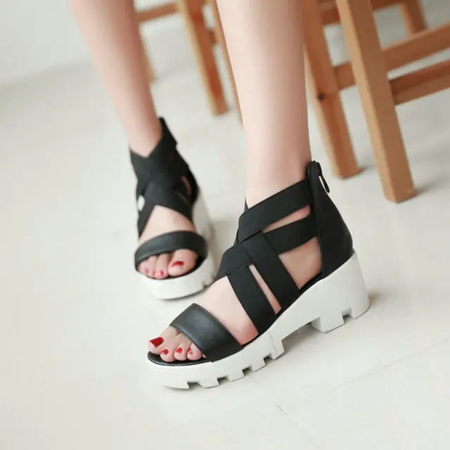 

2017 summer style high heel Platform Sandal for Woman Thick Square Heels Open Toe Gladiator sandals Casual Shoes