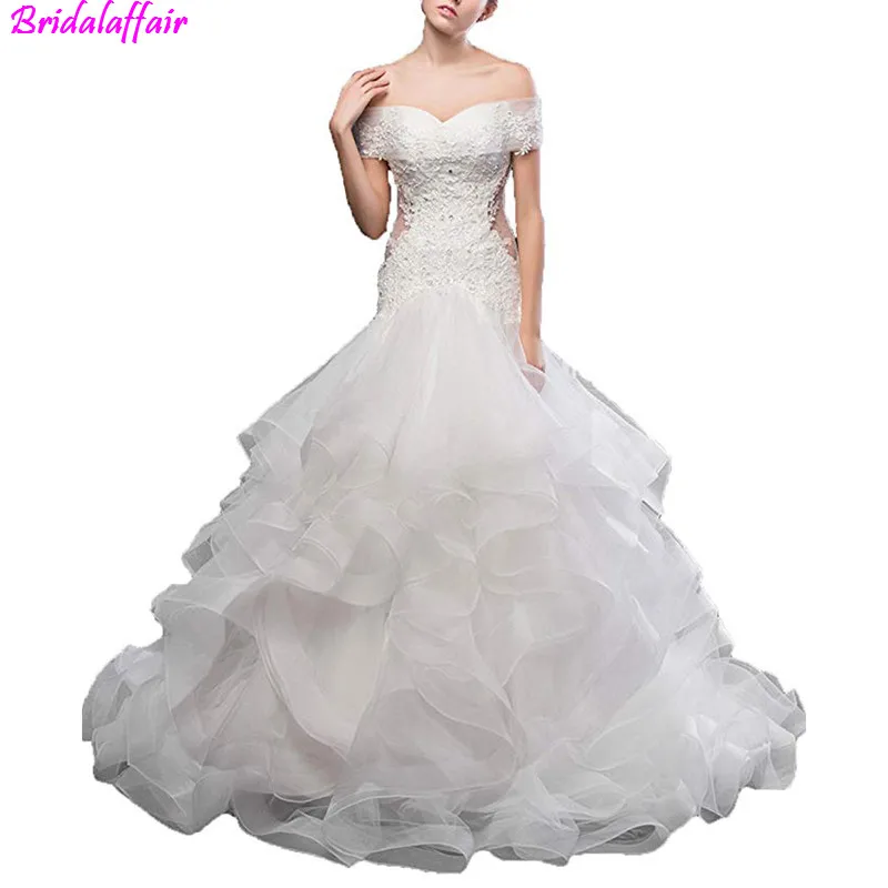 

Lace Mermaid Wedding Dresses 2019 Off the Shoulder Boat Neck Appliqued Luxury Crystal Boho Bride Dress Princess Wedding Gown