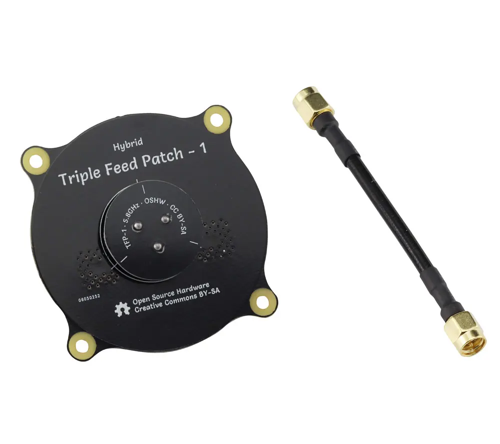 

Aihasd 5.8GHz 9.4dBi Triple Feed Patch Antenna SMA Directional Circularl for FPV Racing RC Drone