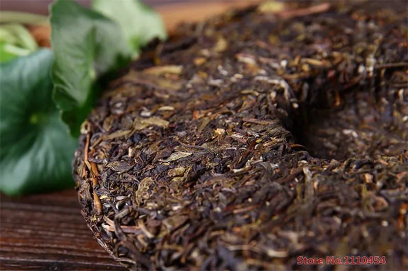 China Yunnan puerh tea 357g raw puer Chinese Menghai shen taetea 357g pu er green food health care pu erh cake pu er tea 357g   China Yunnan puerh tea 357g raw puer Chinese Menghai shen taetea 357g pu er green food health care pu erh cake pu er tea 357g
