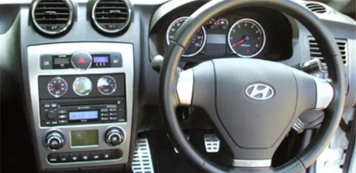 Excellent Liandlee 2 din Car Android GPS Navi Navigation For Hyundai Coupe SIII 2001~2008 Maps Radio CD DVD Player Audio Video Stereo OBD2 1 Excellent Liandlee 2 din Car Android GPS Navi Navigation For Hyundai Coupe SIII 2001~2008 Maps Radio CD DVD Player Audio Video Stereo OBD2 1