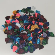 100 штук целлюлоидных гитар медиатор толщина 0,46 0,71 0,96 1,20 1,50 мм-цвет случайный