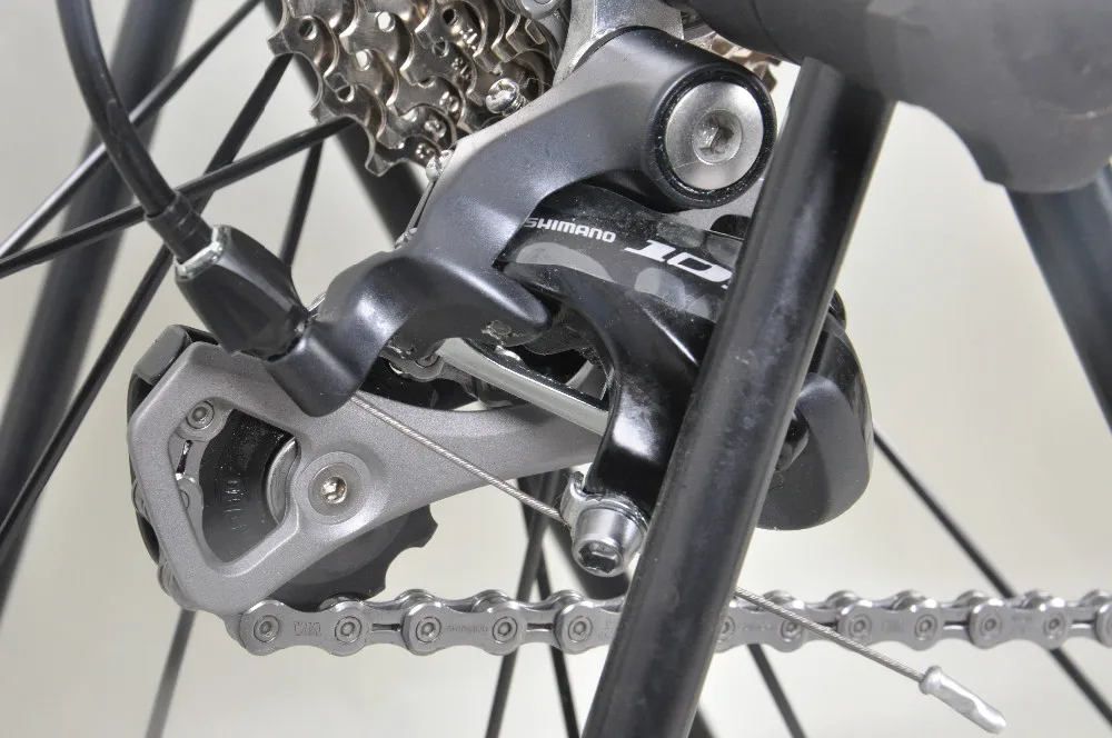 Perfect Brand China FM098 black matt carbon aero di2 road racing bicycle with groupset complete popular custom design road bikes 4 Perfect Brand China FM098 black matt carbon aero di2 road racing bicycle with groupset complete popular custom design road bikes 4