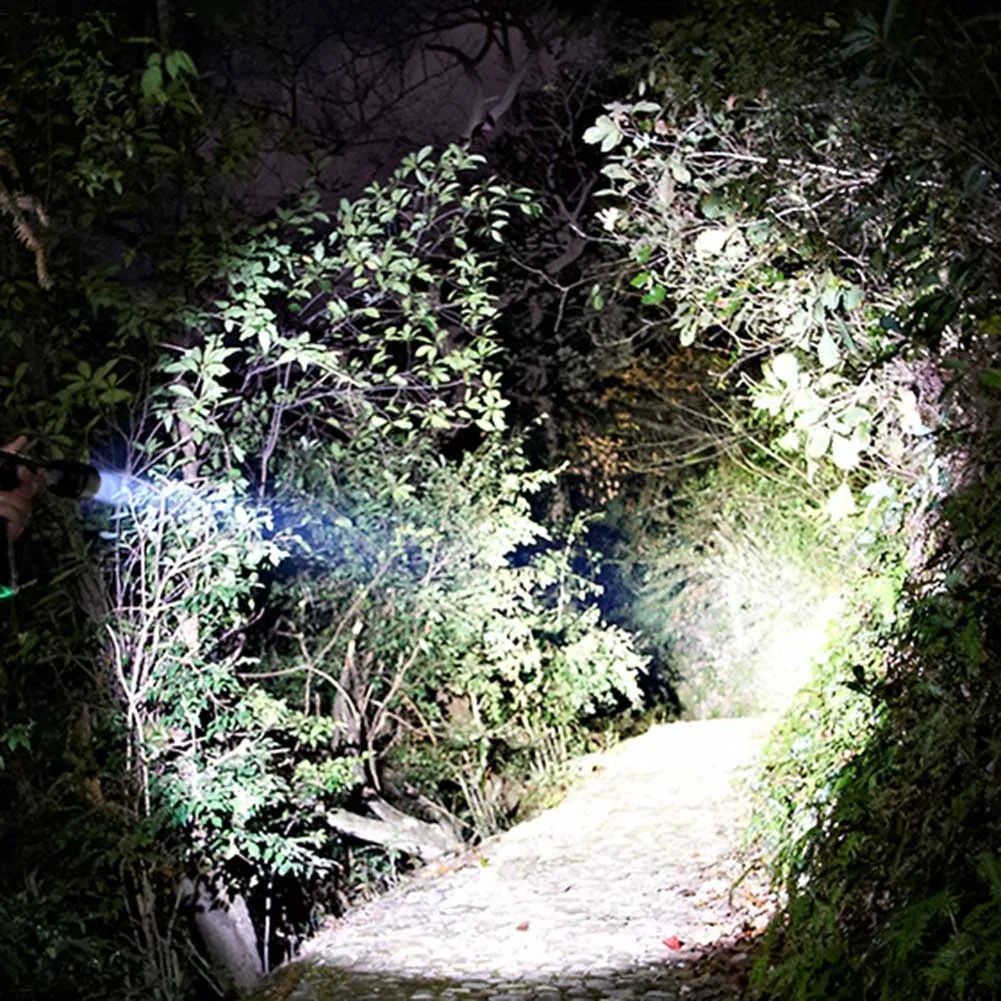 

1 Pcs LED Diving Flashlight Torch Portable Waterproof Lamp High Power Underwater MAL999