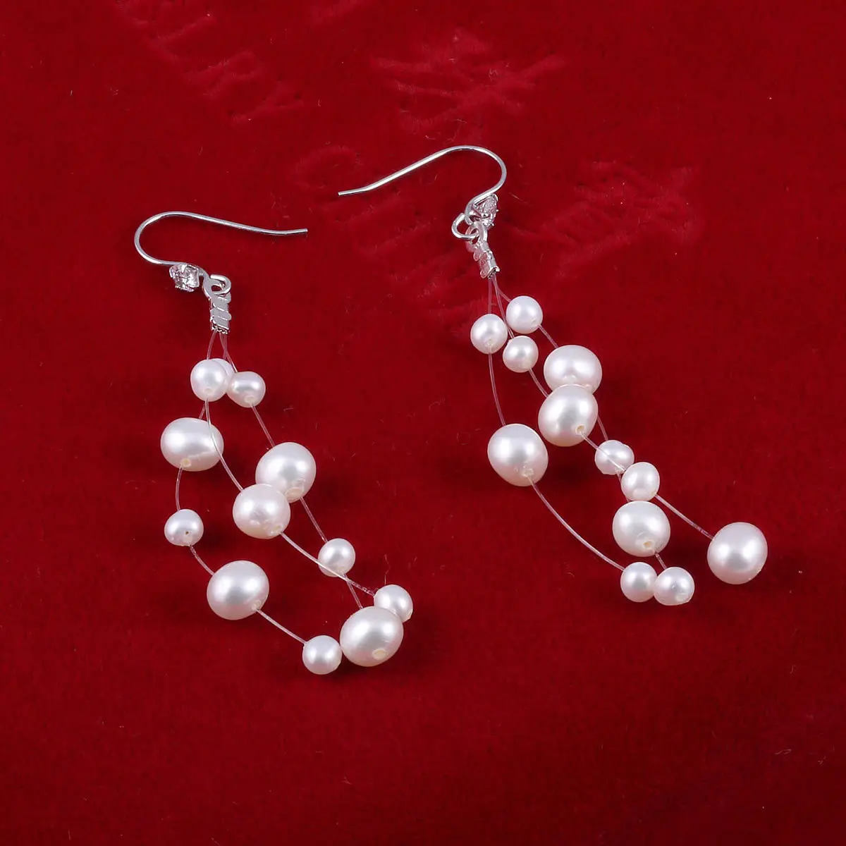 

925 Silver Needle Allergy Resistant Freshwater Pearl Pendant Cold Long Earrings Individual Ear Pendant Women Earring