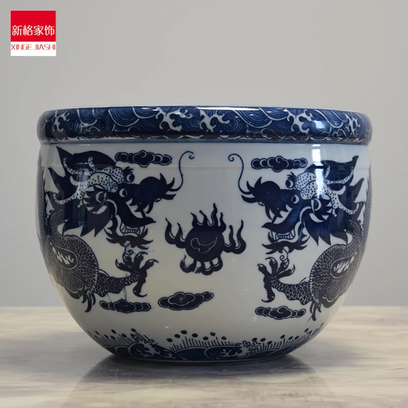 中国陶磁器　明　青白いドラゴン模様の陶器花瓶 中国陶磁器 明 青白いドラゴン模様の陶器花瓶 中国清朝花柄琺瑯彩杯