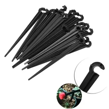 

100Pcs/lot C-type Micro Hose Fixed Holders for 4/7mm Tube Garden Drip Irrigation Kit Plants Flower Watering Accessories