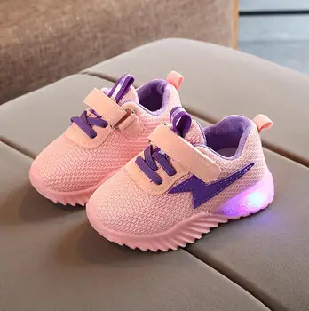 

Kids Illuminate Light Shoes Spring Breathable Mesh Boys Girls Casual Shoes Running New Children Fashion LED Sneakers