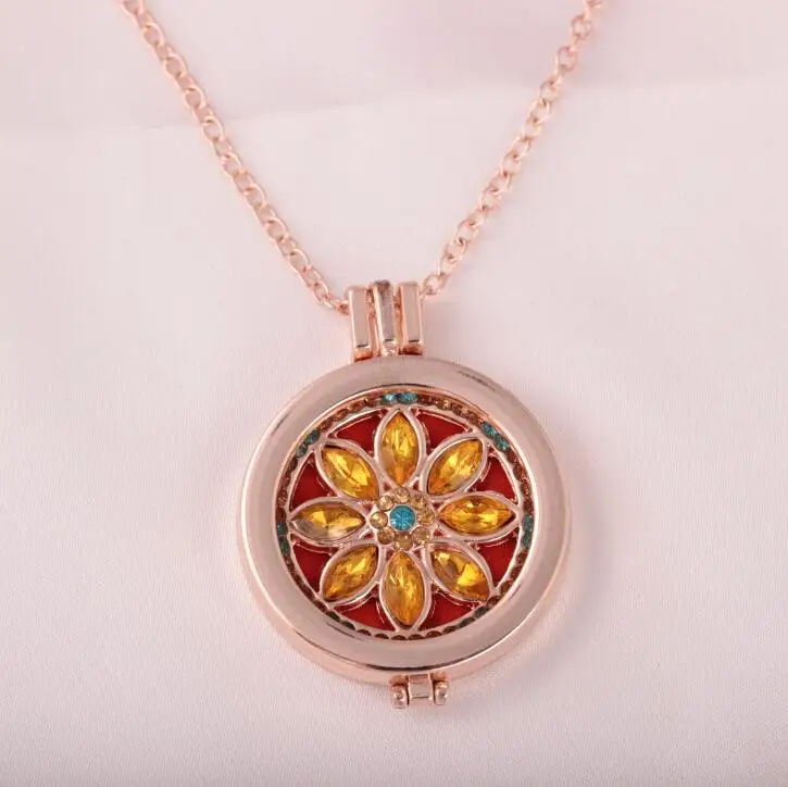 flower-pendants-necklaces-vintage-perfume-essential-oil-aromatherapy-aroma-diffuser-necklace-women-luxury-jewelry-open-locket-necklace