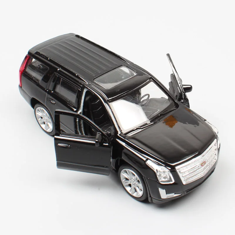 1:36 весы мини Cadillac Escalade GMT820 ESV 2017 роскошный внедорожник металлические автомобили