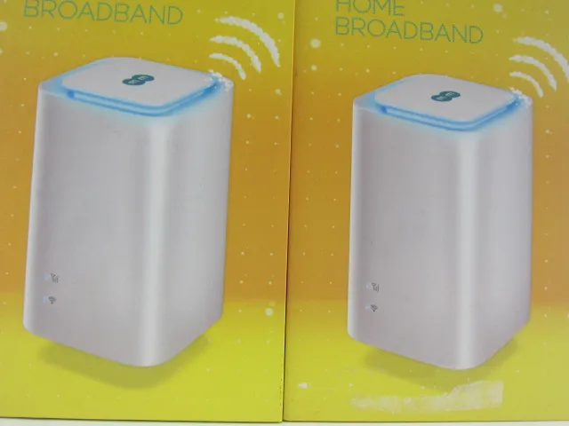Huawei EE логотип e5180as-22 LTE 4 г точка доступа Wi-Fi маршрутизатор до 32 пользователей fdd800 МГц/900 мГц/ 1800 мГц/2100 мГц/2600 мГц tdd2600mhz