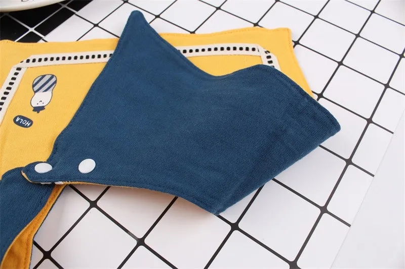 7Square Scarf Baby Bandana Bibs Newborn Boys Girls Absorbent Cotton Saliva Towel Buckle Closure Adjustable Toddler Burp Cloth