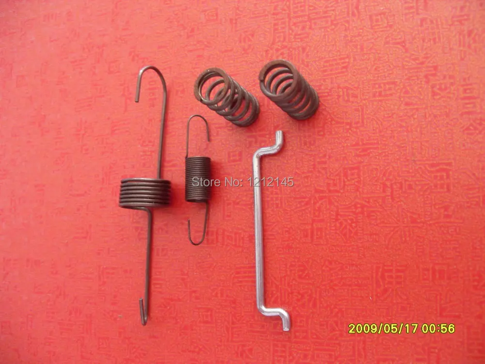 ET950 Speed governing spring.JPG